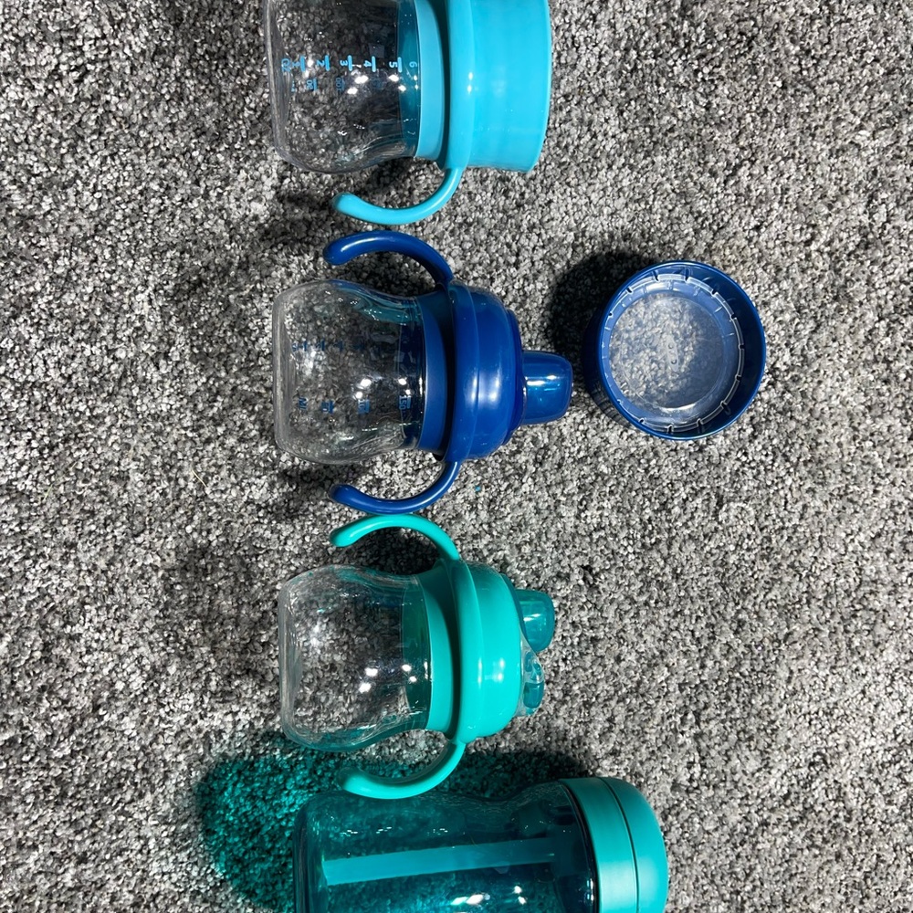 Oxo Tot Set of 4 varying Sippy Cups sampler